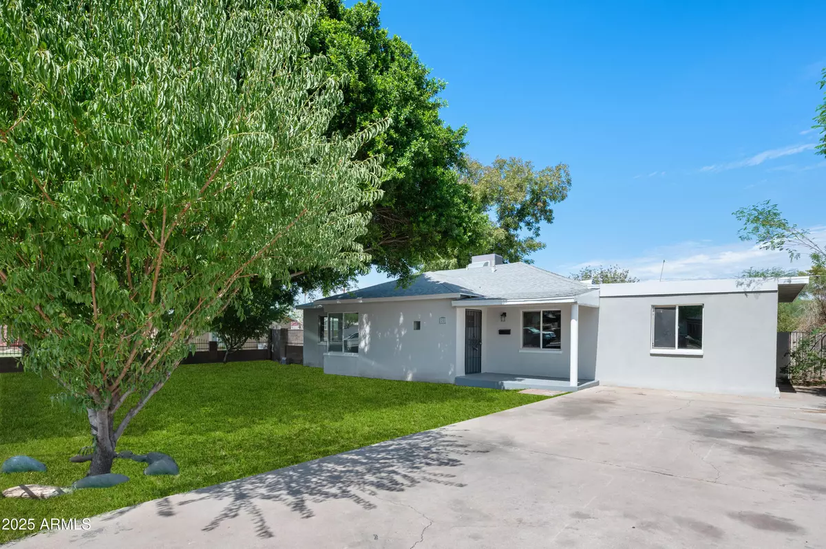 Phoenix, AZ 85042,20 E SAINT CHARLES Avenue