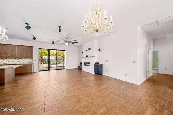Tucson, AZ 85718,6440 N MESA VIEW Drive