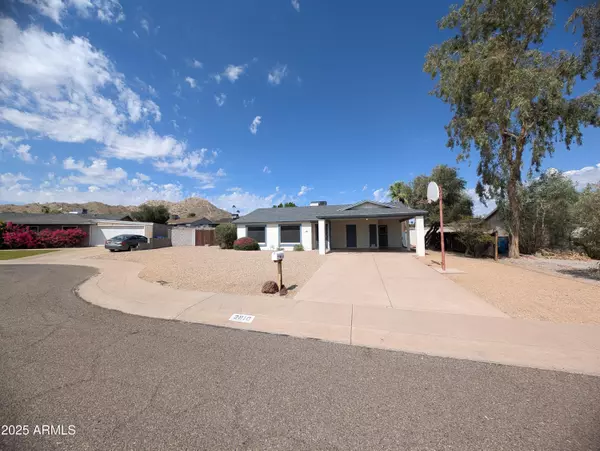 Phoenix, AZ 85032,2810 E WILLOW Avenue