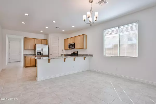 Glendale, AZ 85305,8738 W PASADENA Avenue