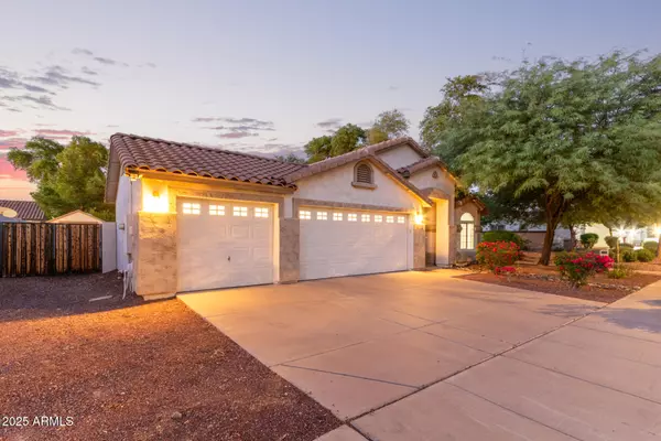 Phoenix, AZ 85041,2020 W CARTER Road