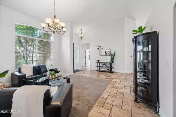 Gilbert, AZ 85233,1541 W CHILTON Avenue