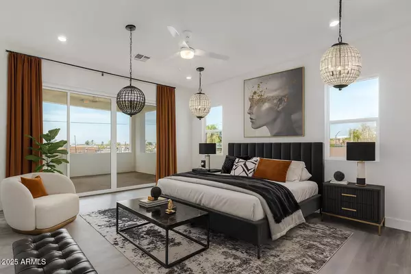 Phoenix, AZ 85009,1913 W ADAMS Street