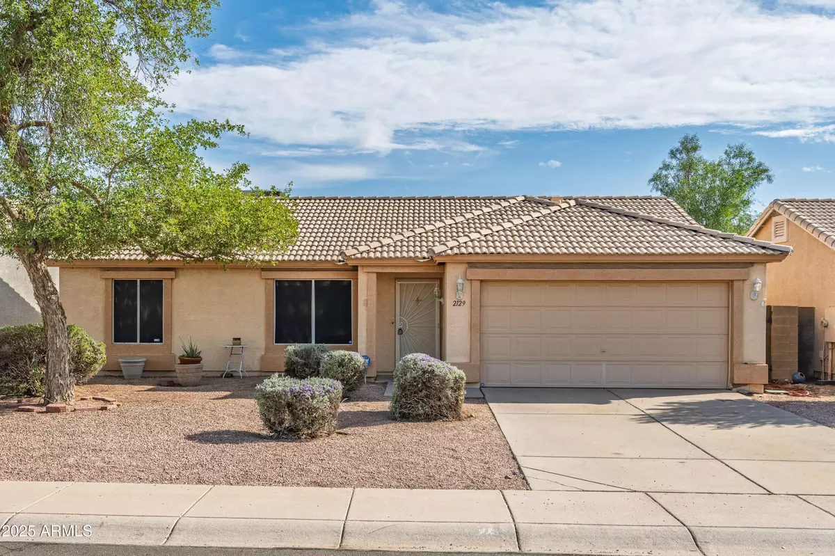Apache Junction, AZ 85120,2129 W 17TH Avenue