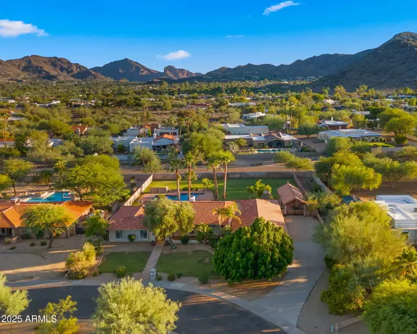 Phoenix, AZ 85028,4631 E COCHISE Drive