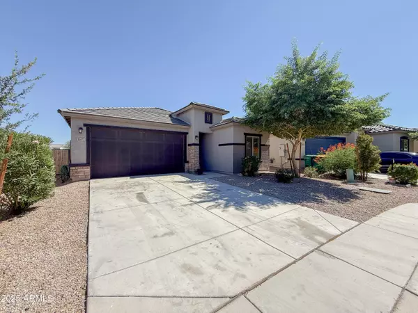 18473 N LAKESIDE Drive, Maricopa, AZ 85138