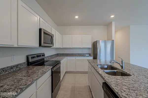 Tolleson, AZ 85353,9550 W RAYMOND Street