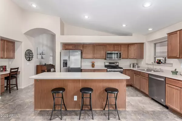 9521 W RUTH Avenue, Peoria, AZ 85345