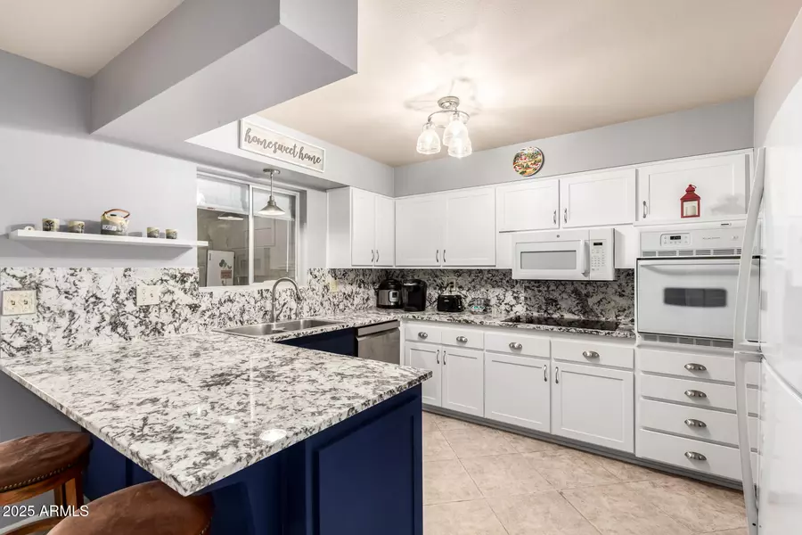 10230 N 106TH Drive, Sun City, AZ 85351