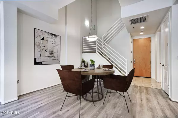 Phoenix, AZ 85003,17 W VERNON Avenue #111