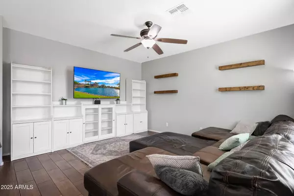 Peoria, AZ 85381,6749 W CHARTER OAK Road