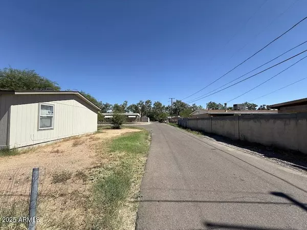 Phoenix, AZ 85022,17601 N 22ND Place