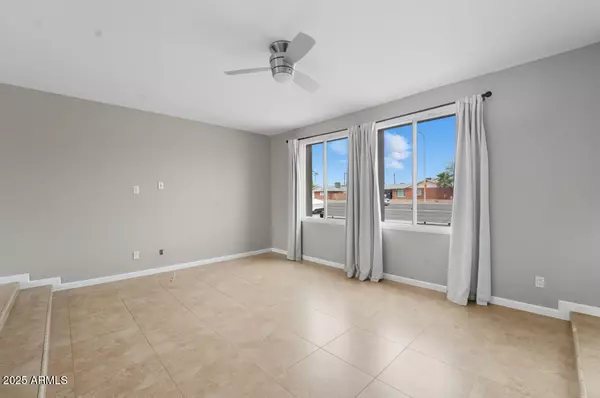 Scottsdale, AZ 85251,8437 E THOMAS Road