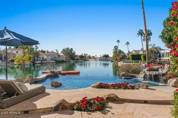 Gilbert, AZ 85234,1519 E TREASURE COVE Drive