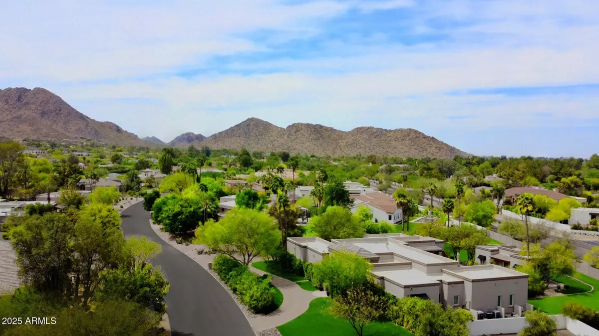 Paradise Valley, AZ 85253,5314 E VIA LOS CABALLOS --