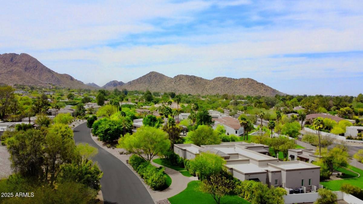Paradise Valley, AZ 85253,5314 E VIA LOS CABALLOS --