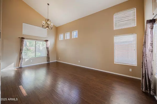 Chandler, AZ 85249,2300 E AUGUSTA Avenue