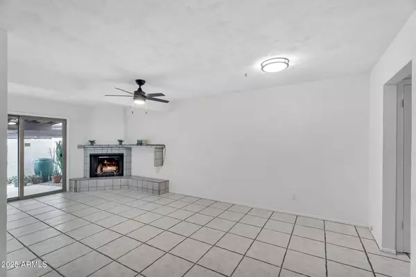 Phoenix, AZ 85020,1138 E KALER Drive