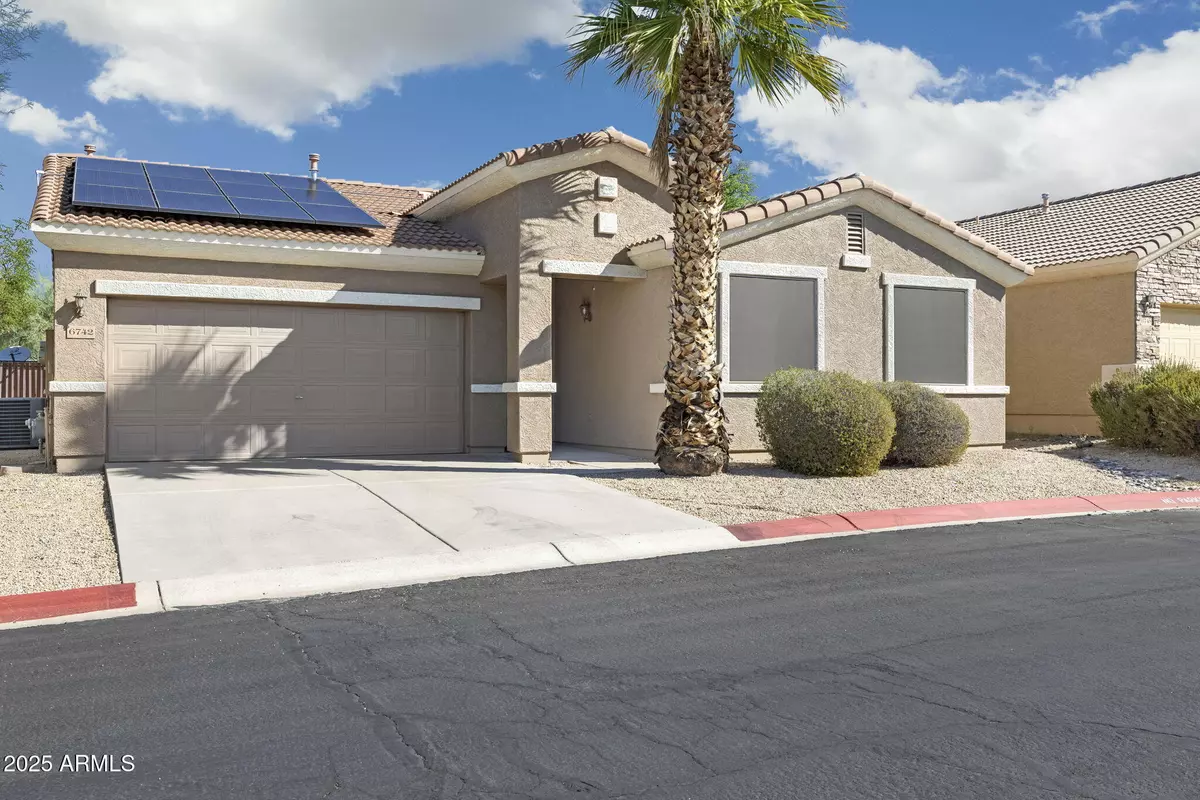 Mesa, AZ 85215,6742 E REGINA Street