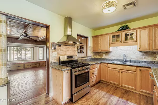 Phoenix, AZ 85017,2720 W Solano Drive N
