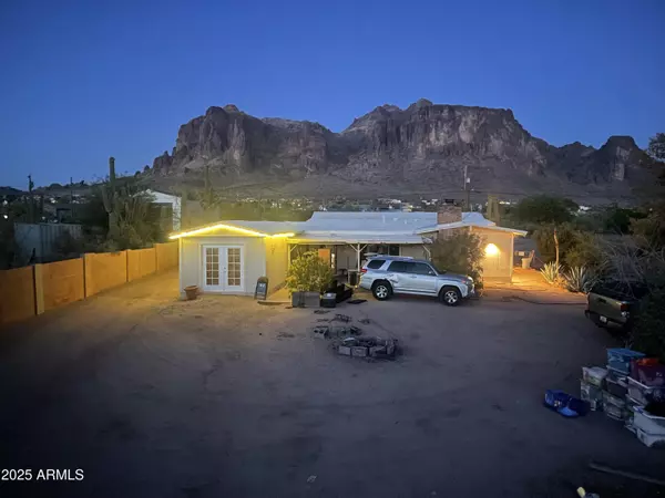 Apache Junction, AZ 85119,2950 N Val Vista Road