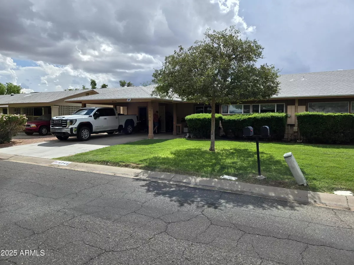 Phoenix, AZ 85044,4946 E LAKE POINT Circle