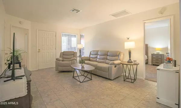 Glendale, AZ 85307,10815 W NORTHERN Avenue #102