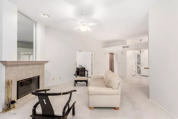 Phoenix, AZ 85028,11656 N 41ST Place