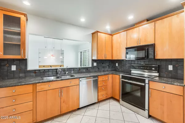 Scottsdale, AZ 85257,7807 E GRANADA Road