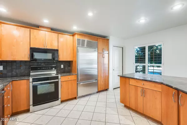 Scottsdale, AZ 85257,7807 E GRANADA Road