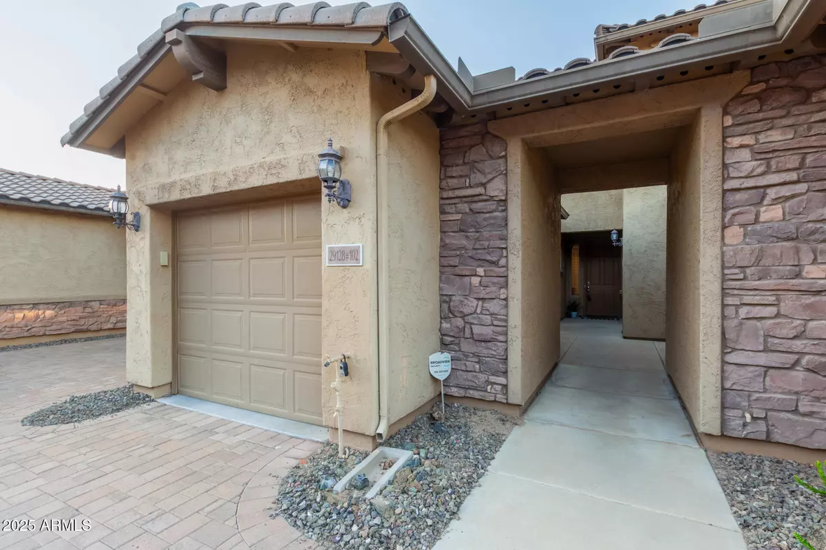 Phoenix, AZ 85085,29128 N 22ND Avenue #102