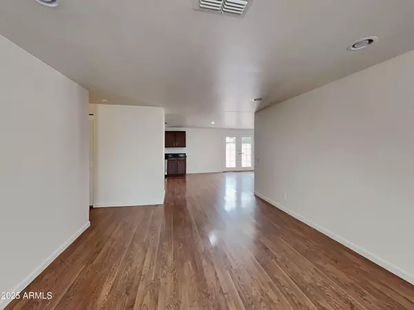 Glendale, AZ 85306,6214 W ZOE ELLA Way