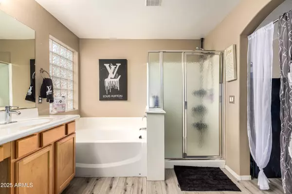 Phoenix, AZ 85041,1917 W BURGESS Lane