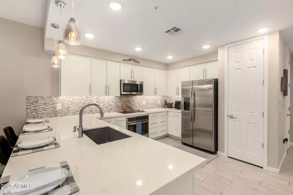 Chandler, AZ 85248,250 W QUEEN CREEK Road #131