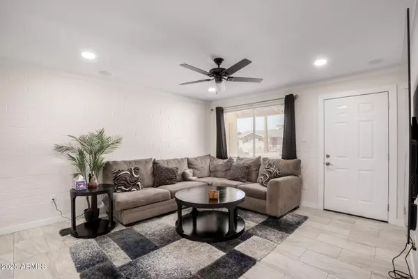 Tempe, AZ 85288,433 E TAYLOR Street