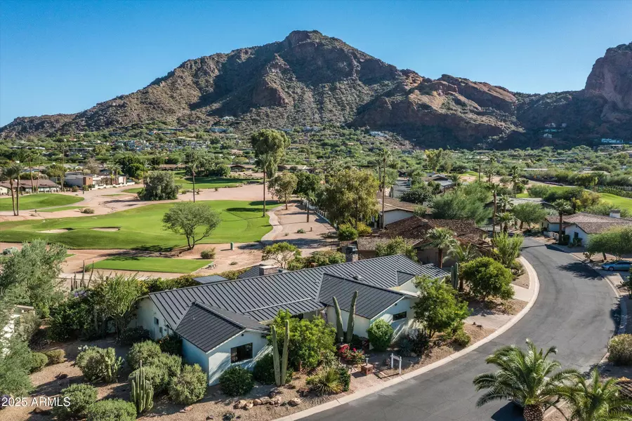 5525 E LINCOLN Drive #104, Paradise Valley, AZ 85253