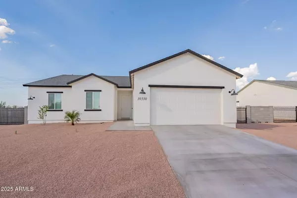 Apache Junction, AZ 85120,10530 E BALTIMORE Street