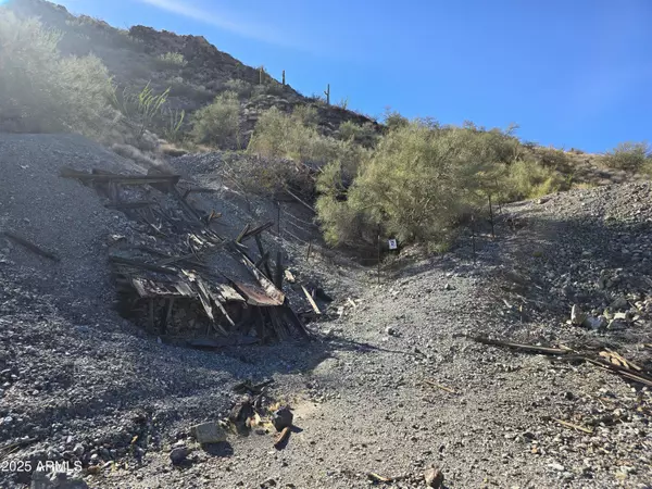 Wenden, AZ 85357,0 Critic Mine -- #-