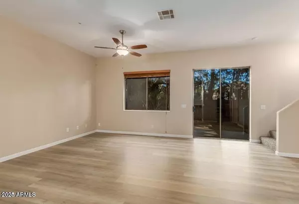 Phoenix, AZ 85008,2215 N 27TH Street #102