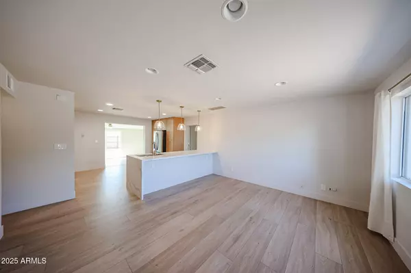 Scottsdale, AZ 85257,7501 E PIERCE Street