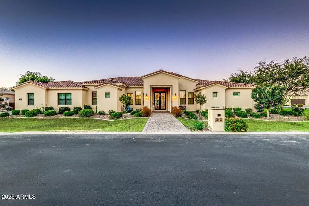 Chandler, AZ 85286,2836 E CAROB Drive