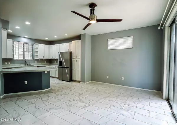 Phoenix, AZ 85045,207 W MOUNTAIN SAGE Drive