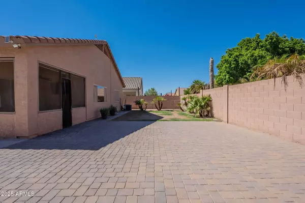 Avondale, AZ 85392,11820 W CAMBRIDGE Avenue