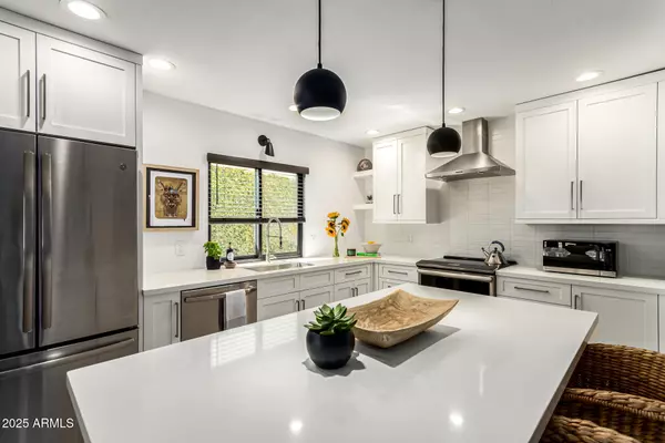 Scottsdale, AZ 85258,8754 E Via De Sereno --