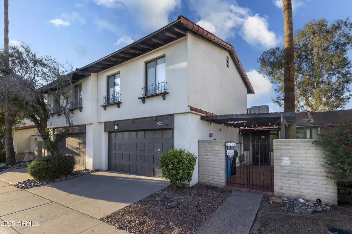 Phoenix, AZ 85021,922 W Mission Lane