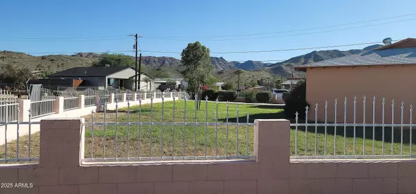 Phoenix, AZ 85041,9448 S 10TH Avenue