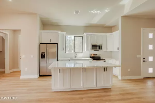Show Low, AZ 85901,4660 West Tatanka Loop --