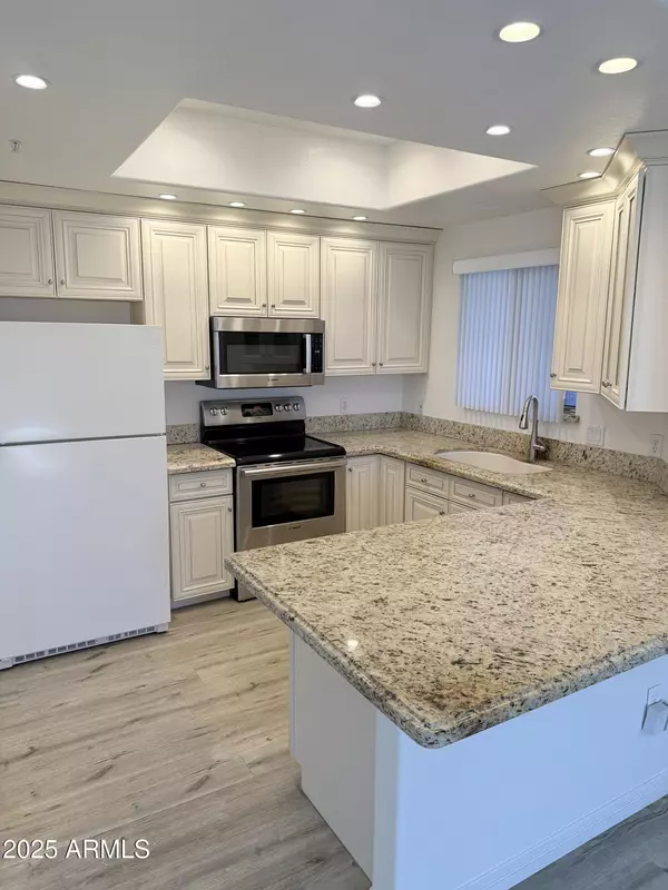 Scottsdale, AZ 85259,11680 E SAHUARO Drive #2004