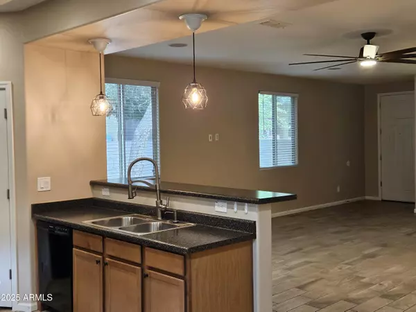 Peoria, AZ 85383,7836 W ROCK SPRINGS Drive