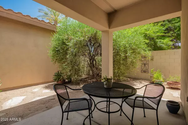 Chandler, AZ 85248,1851 W PERIWINKLE Way